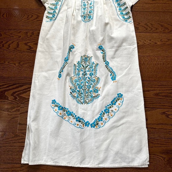 Mexican Dress - Picture 3 of 4